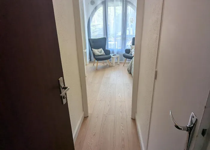 Apartment Rue Castellane Pour Cure Ou Tourisme A 2 Min Des Thermes